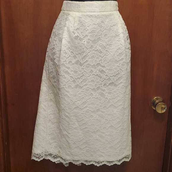 Vintage 2 piece Ivory Lace Suit Sz 12 EUC - Picture 6 of 11